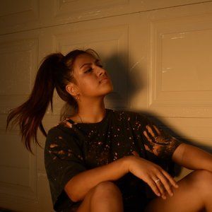 Meet your Posher, Omaly